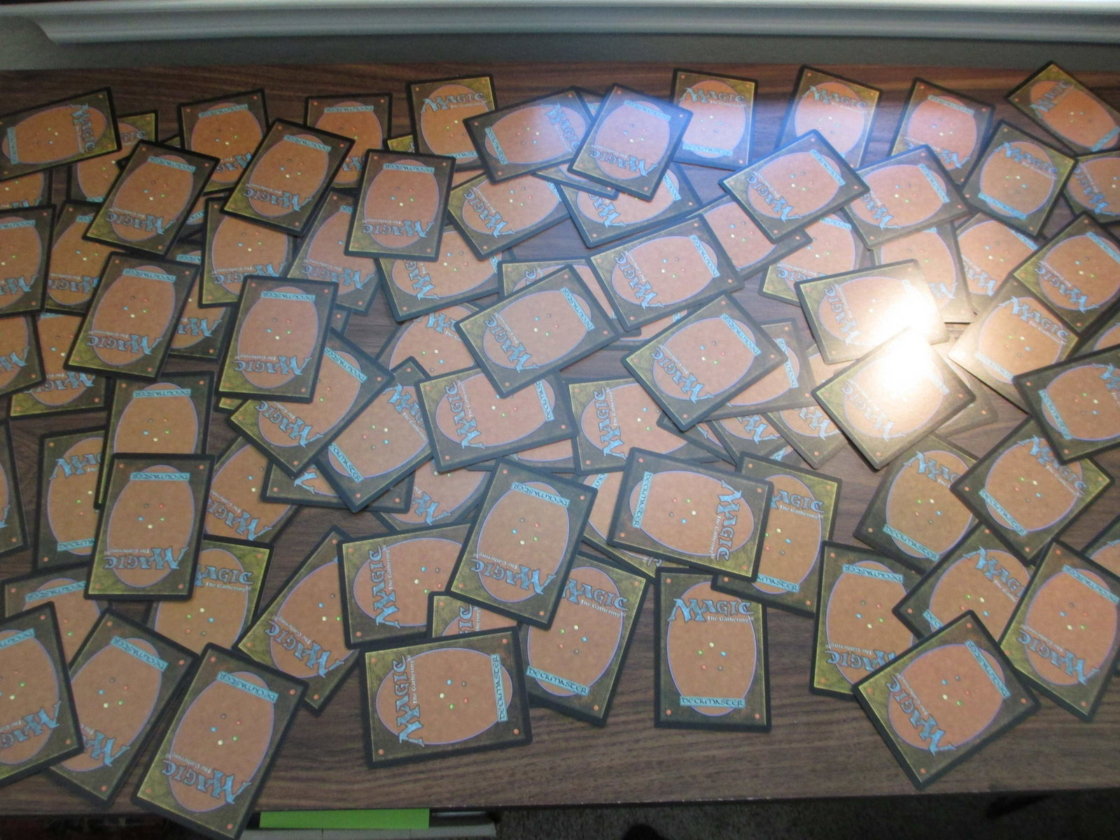 lot of 100 magic the gathering cards: nice mixture