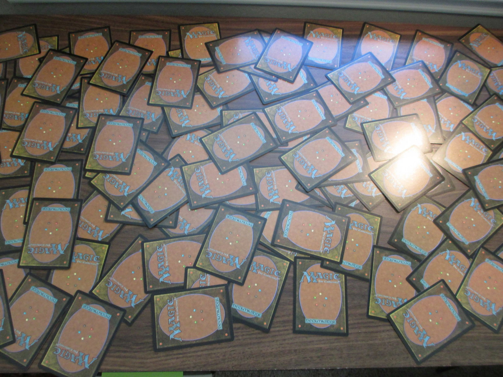 lot of 100 magic the gathering cards: nice mixture