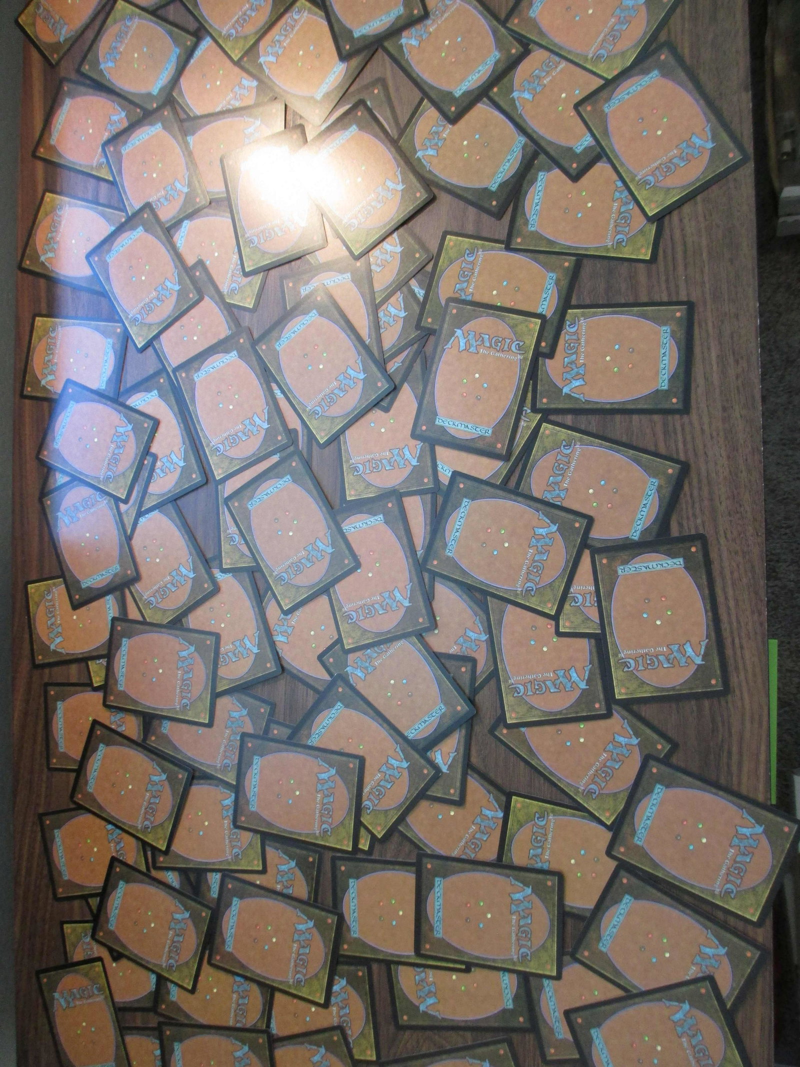 lot of 100 magic the gathering cards: nice mixture