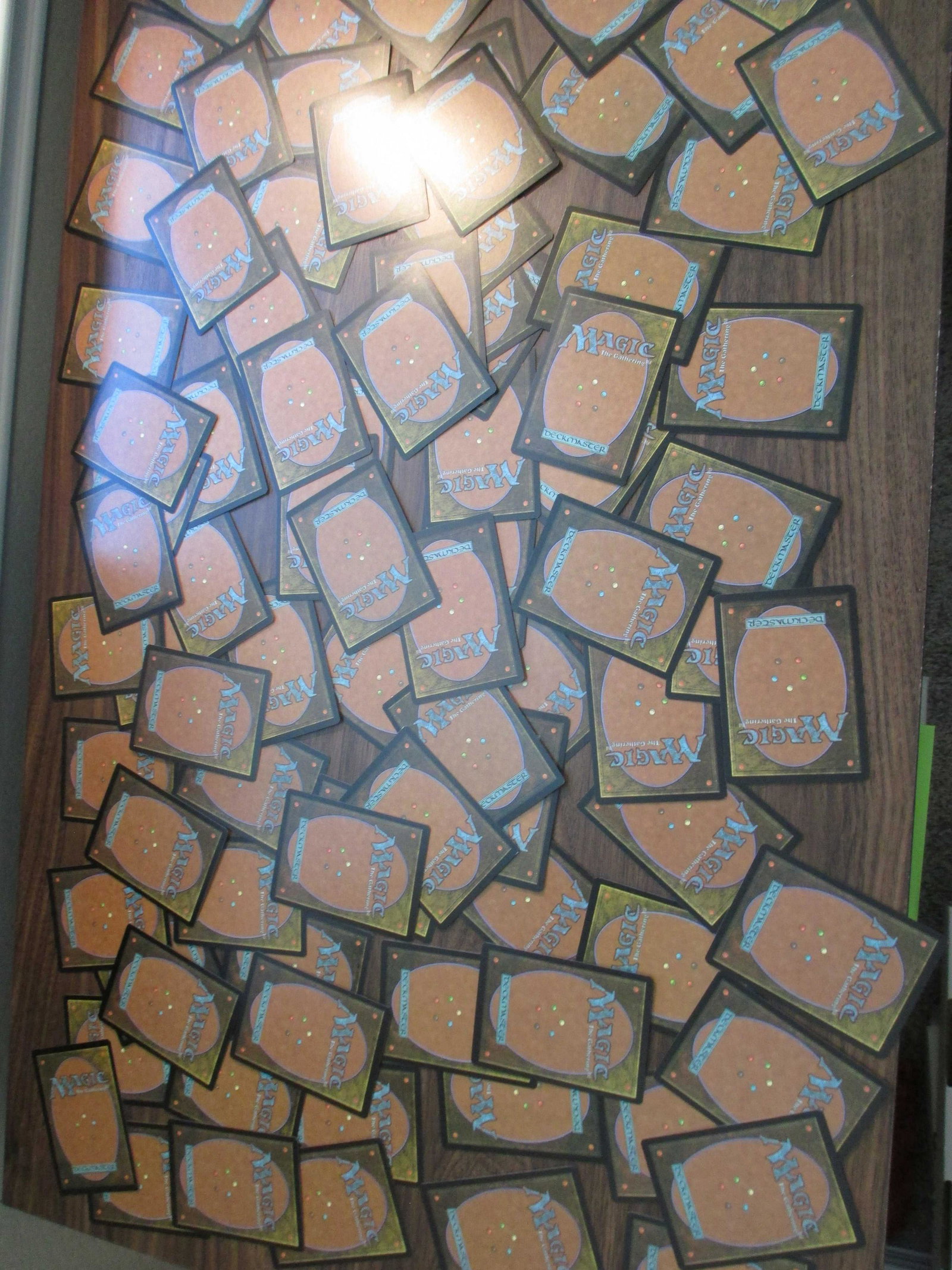 lot of 100 magic the gathering cards: nice mixture