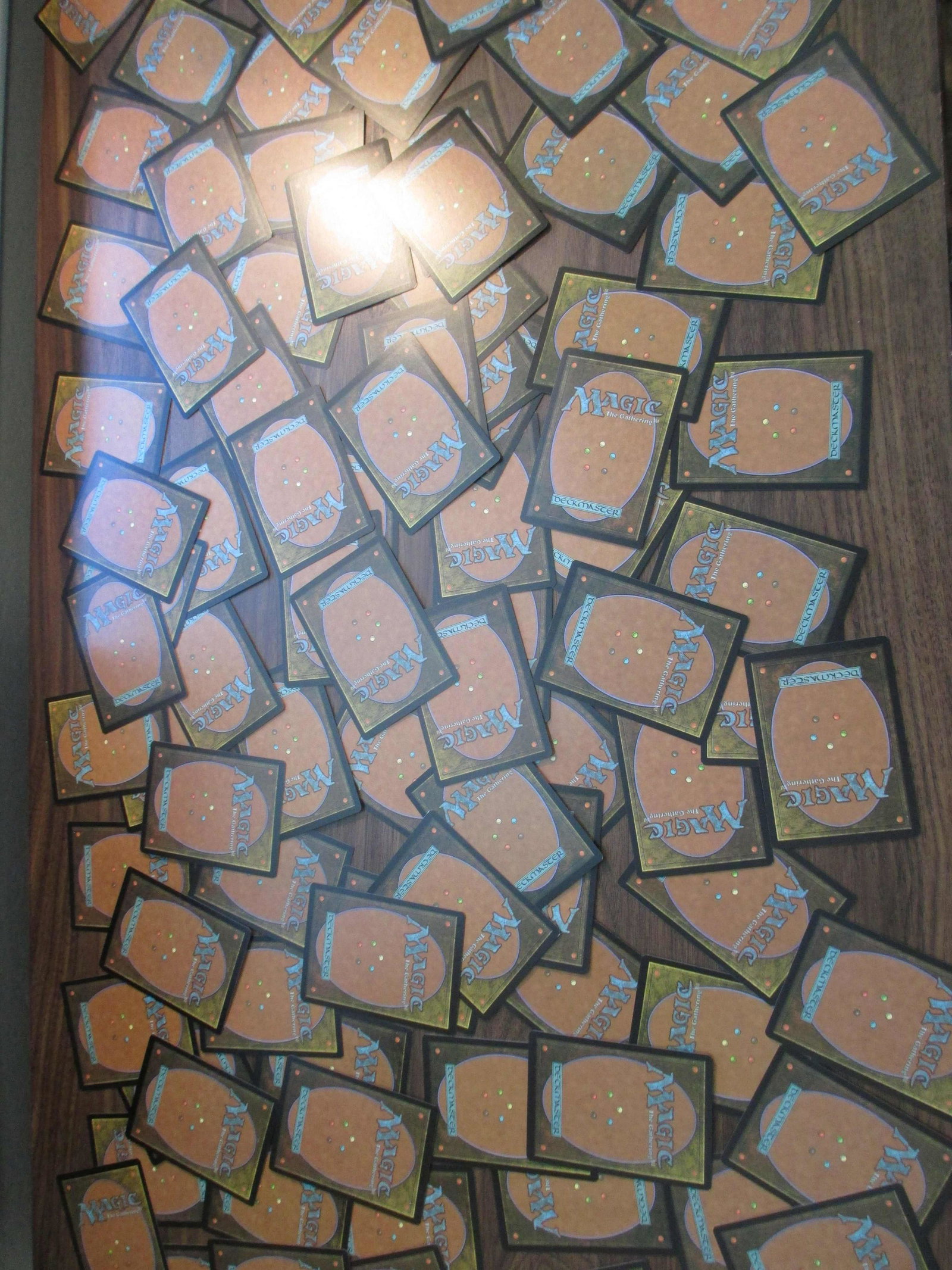 lot of 100 magic the gathering cards: nice mixture