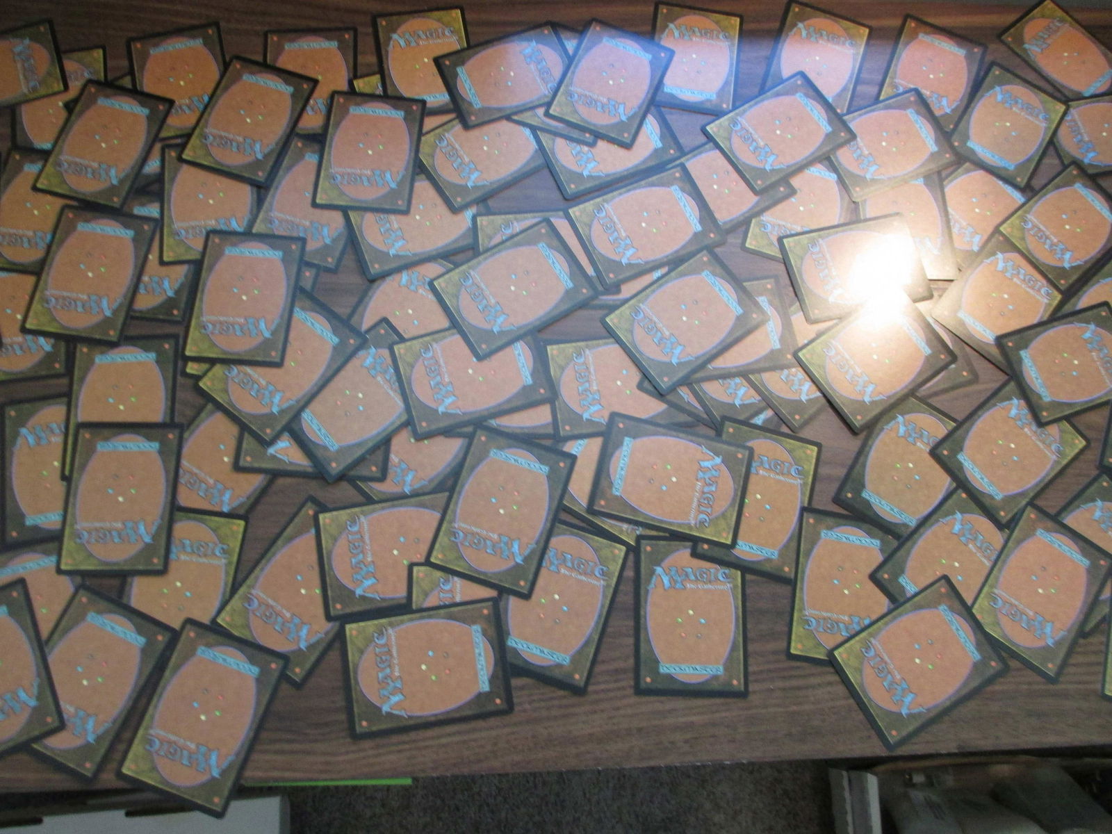 lot of 100 magic the gathering cards: nice mixture