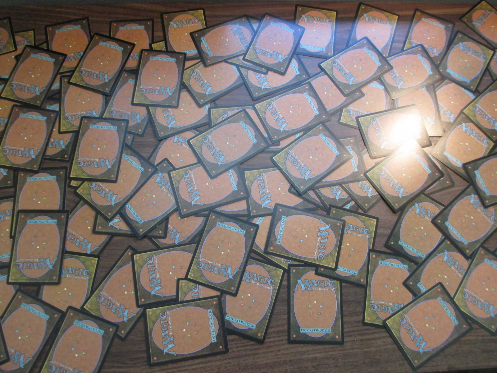 lot of 100 magic the gathering cards: nice mixture