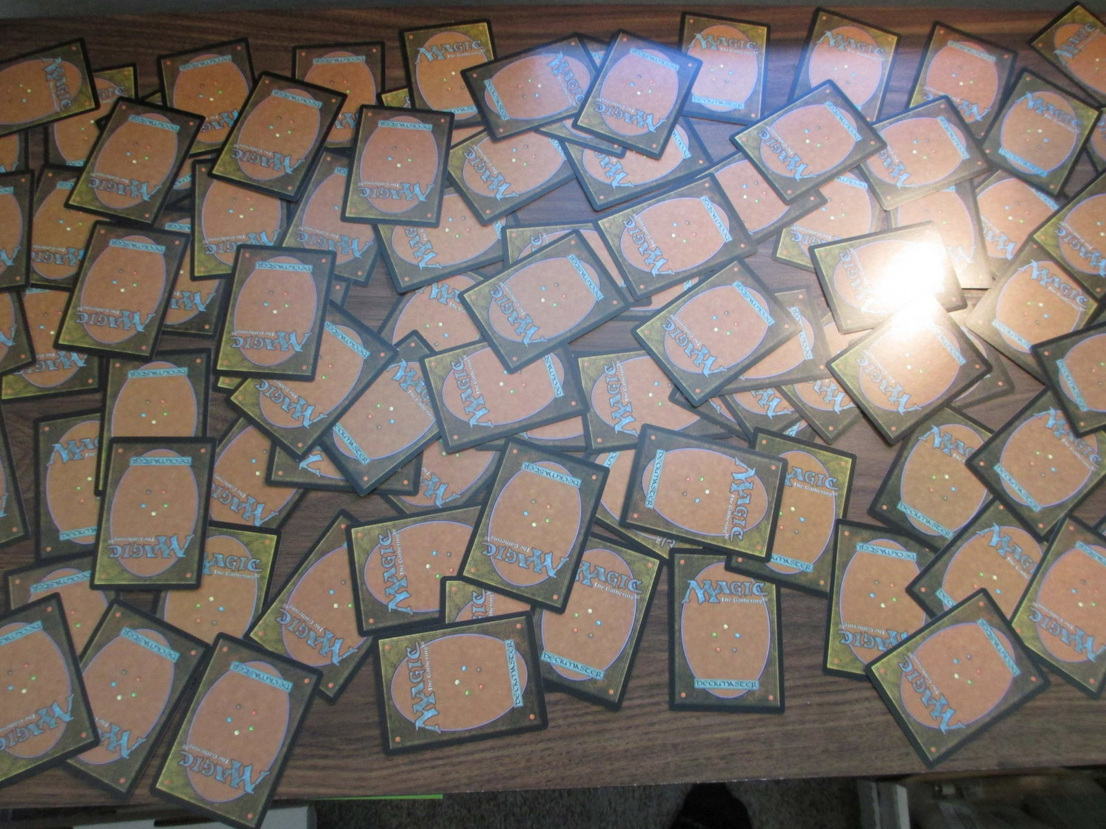 lot of 100 magic the gathering cards: nice mixture