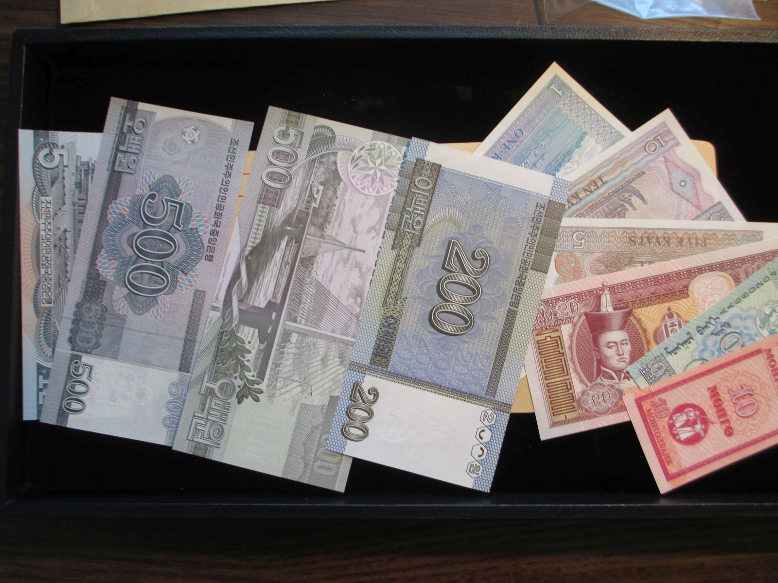 lot of 10 foreign notes (1 of 1)