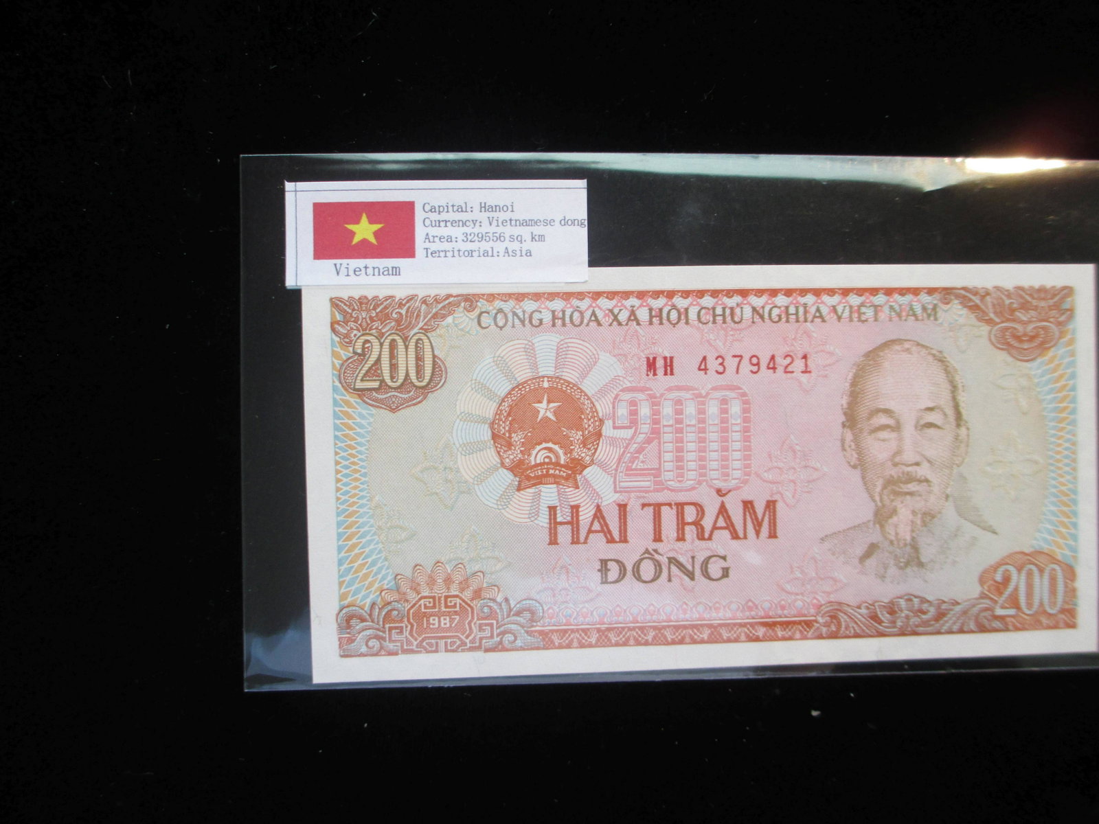 hanoi 200 hai tram dong: vietnamese dong