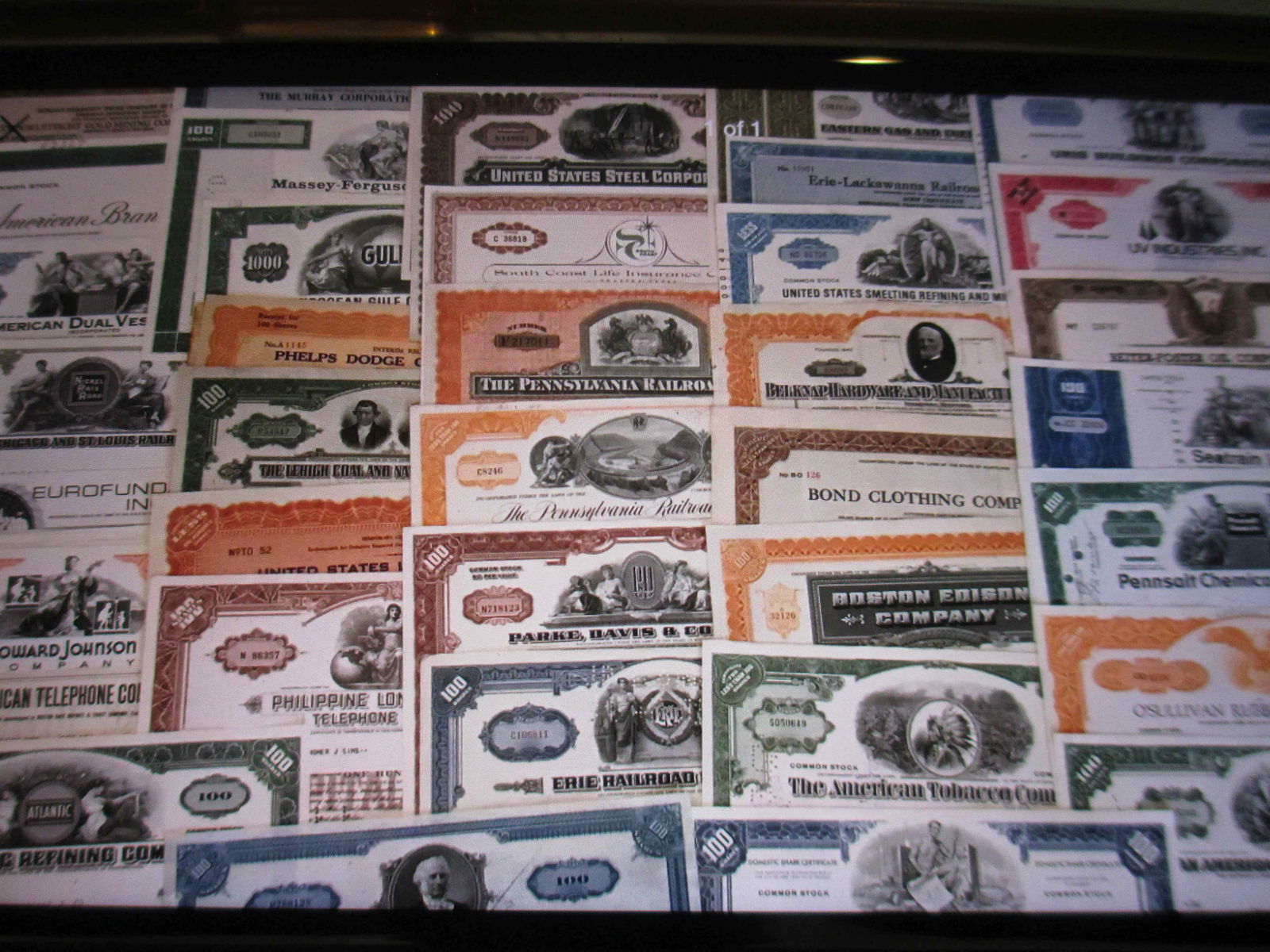 100 stock certificates all different (1 of 1)