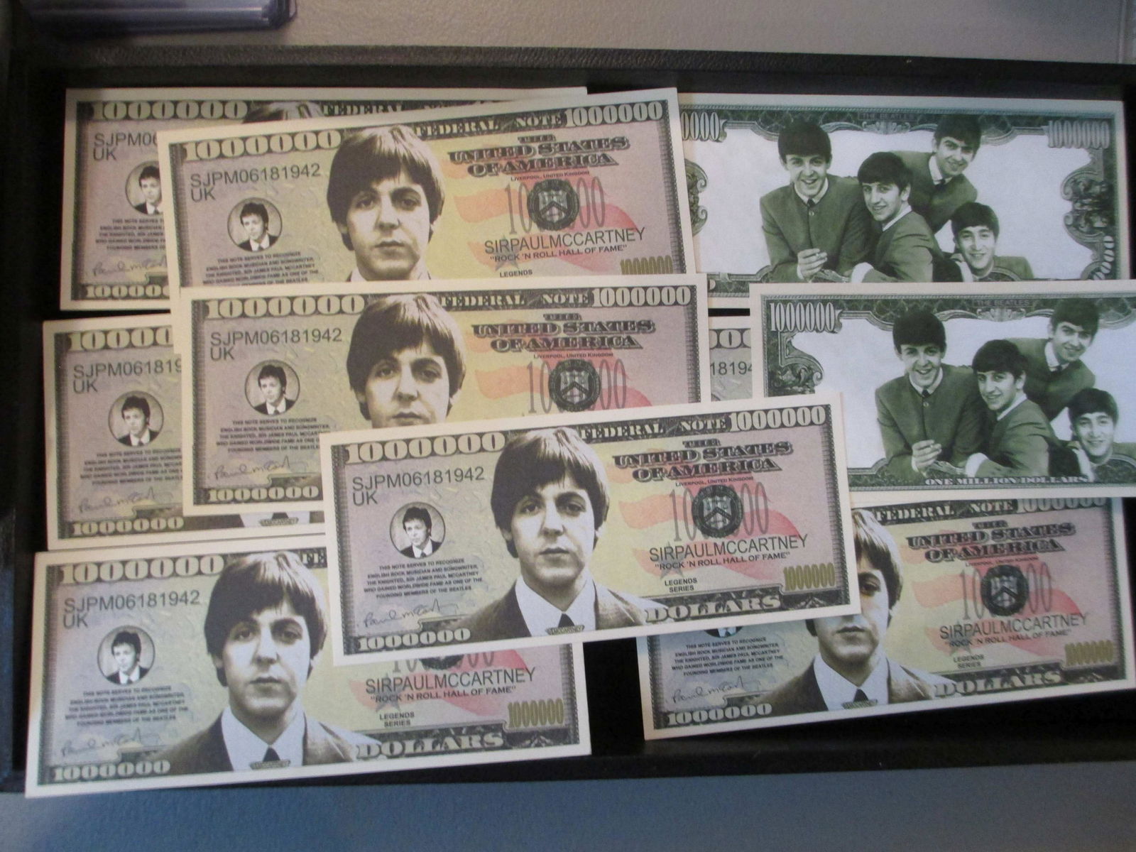 lot of 10 beatles 1000000 notes (1 of 1)