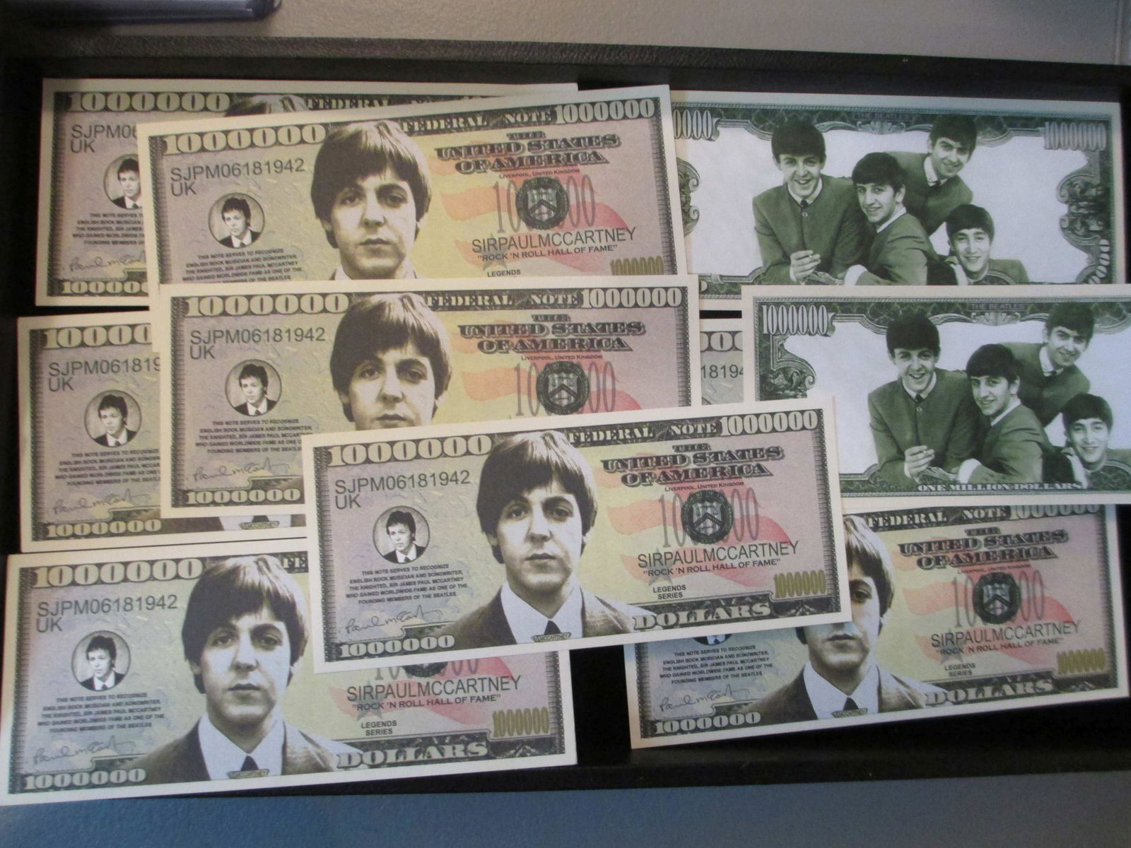 lot of 10 beatles 1000000 notes (1 of 1)