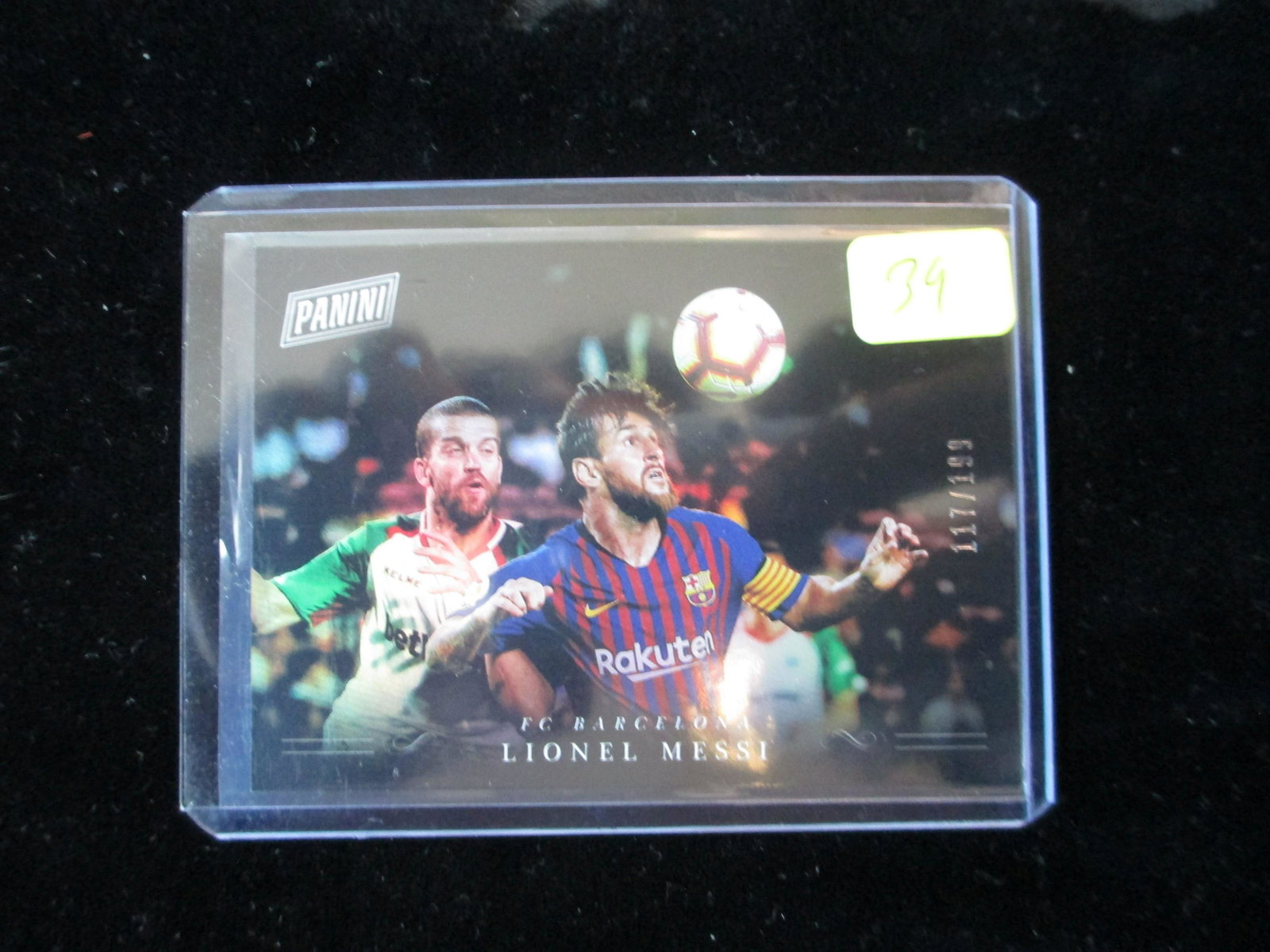 lionel messi numbered 117/199 card: soccer panini