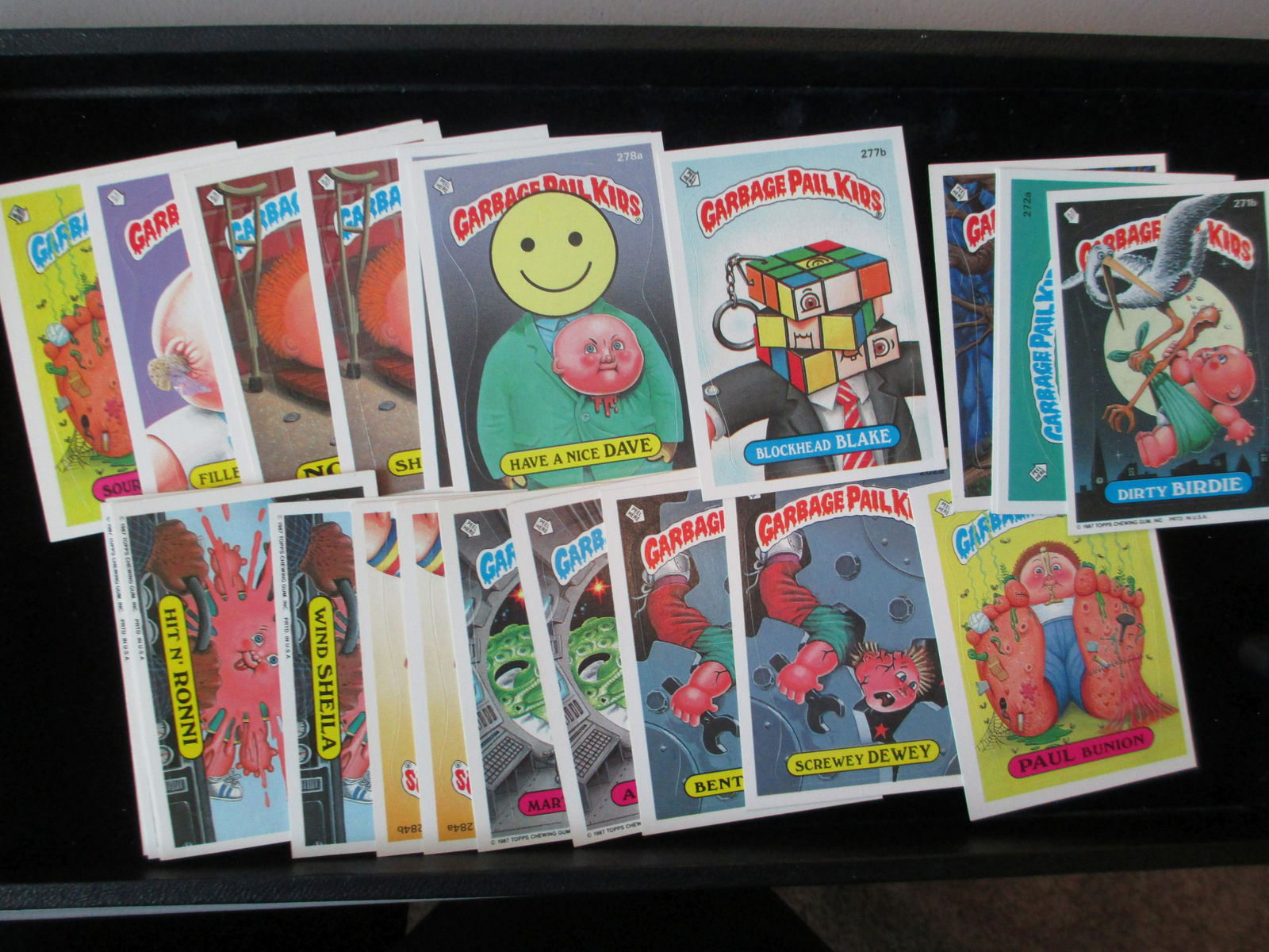 lot of 25 garbage pail kid cards (1 of 1)