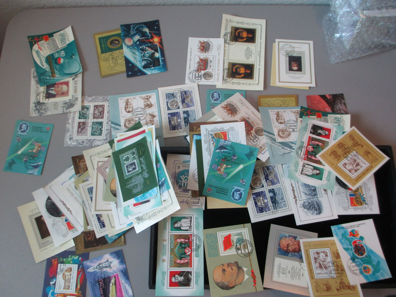 lot of 100 soviet union souvinir sheets: rare hoard lot