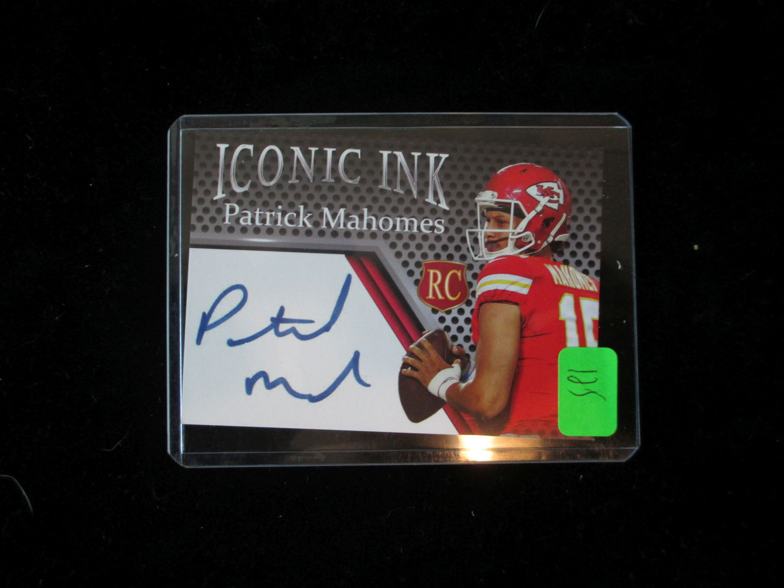 patrick mahomes rookie signature card: facsimile autograph edition