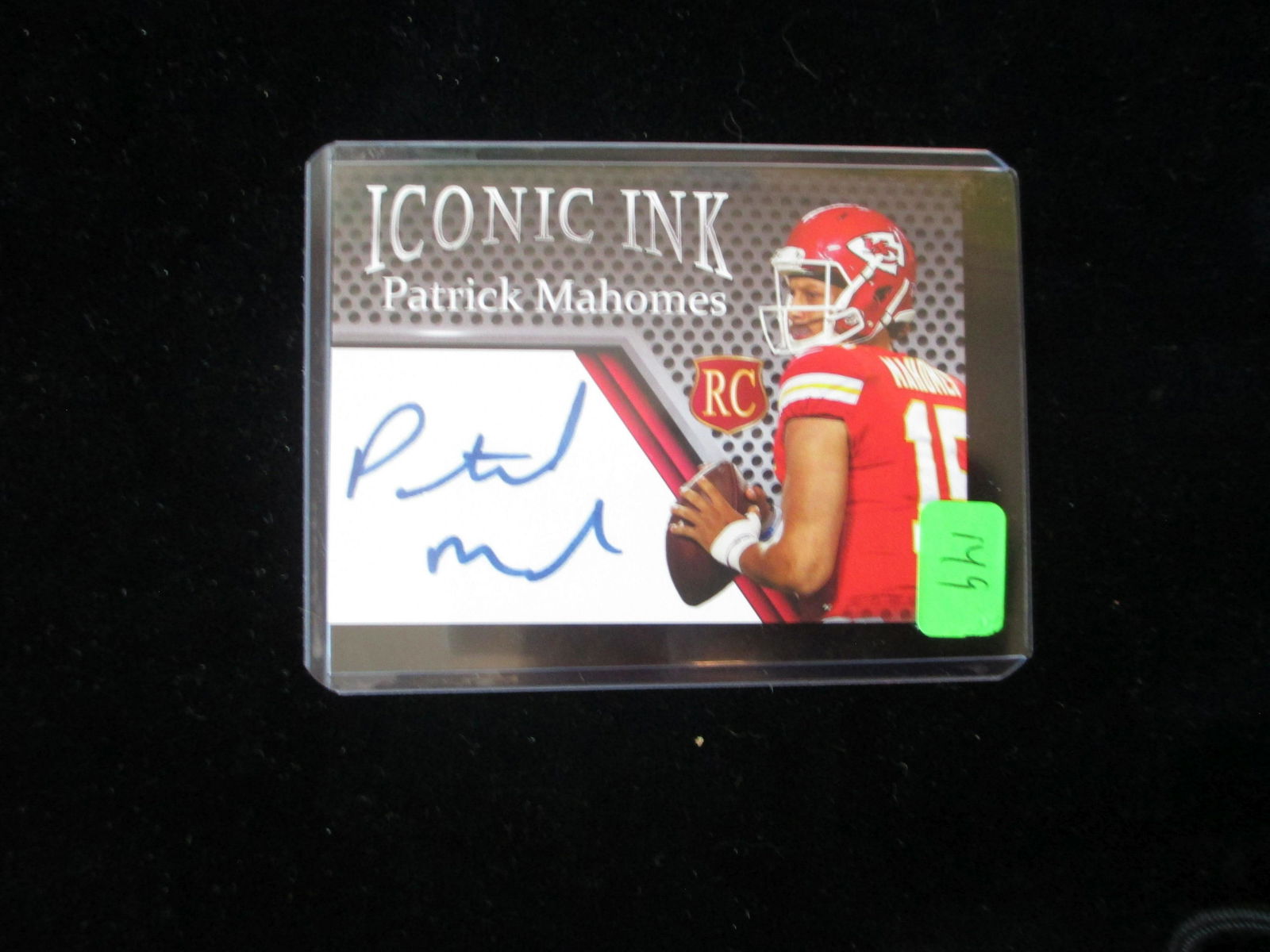 patrick mahomes rookie signature card: facsimile autograph edition