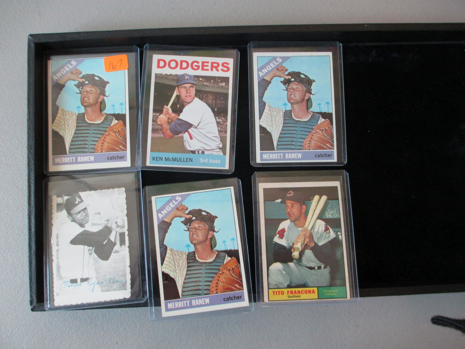 lot of 6 vintage baseball cards (1 of 1)