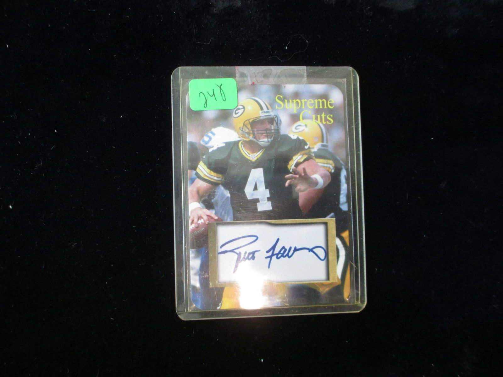 supreme cuts brett favre signature card numbered 17/50: facsimile autograph edition