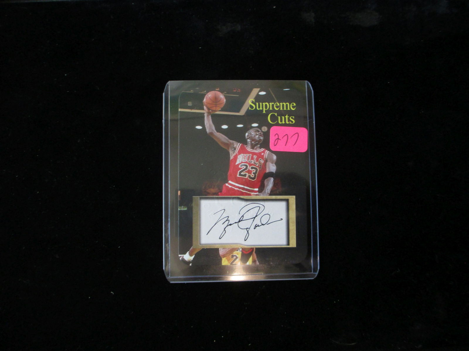 supreme cuts michael jordan facsimile autograph (1 of 1)