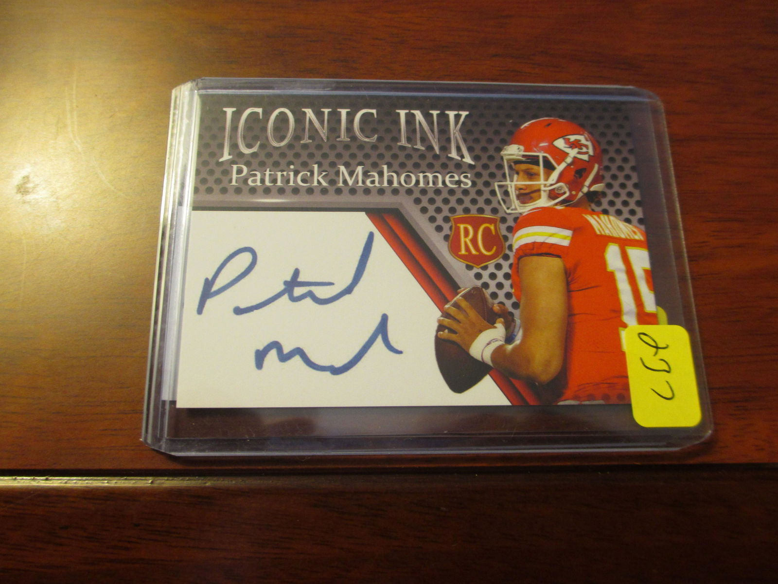 patrick mahomes facsimile auto rookie card (1 of 1)