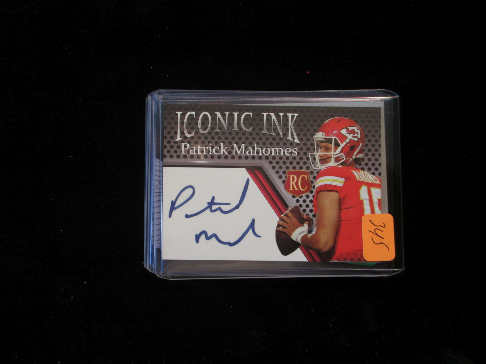 patrick mahomes facsimile auto rookie card (1 of 1)