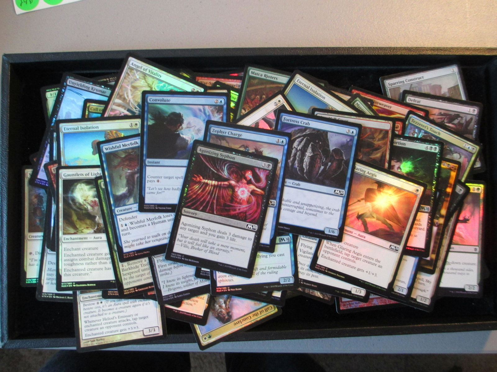lot of 100 magic foil cards: all foil lot