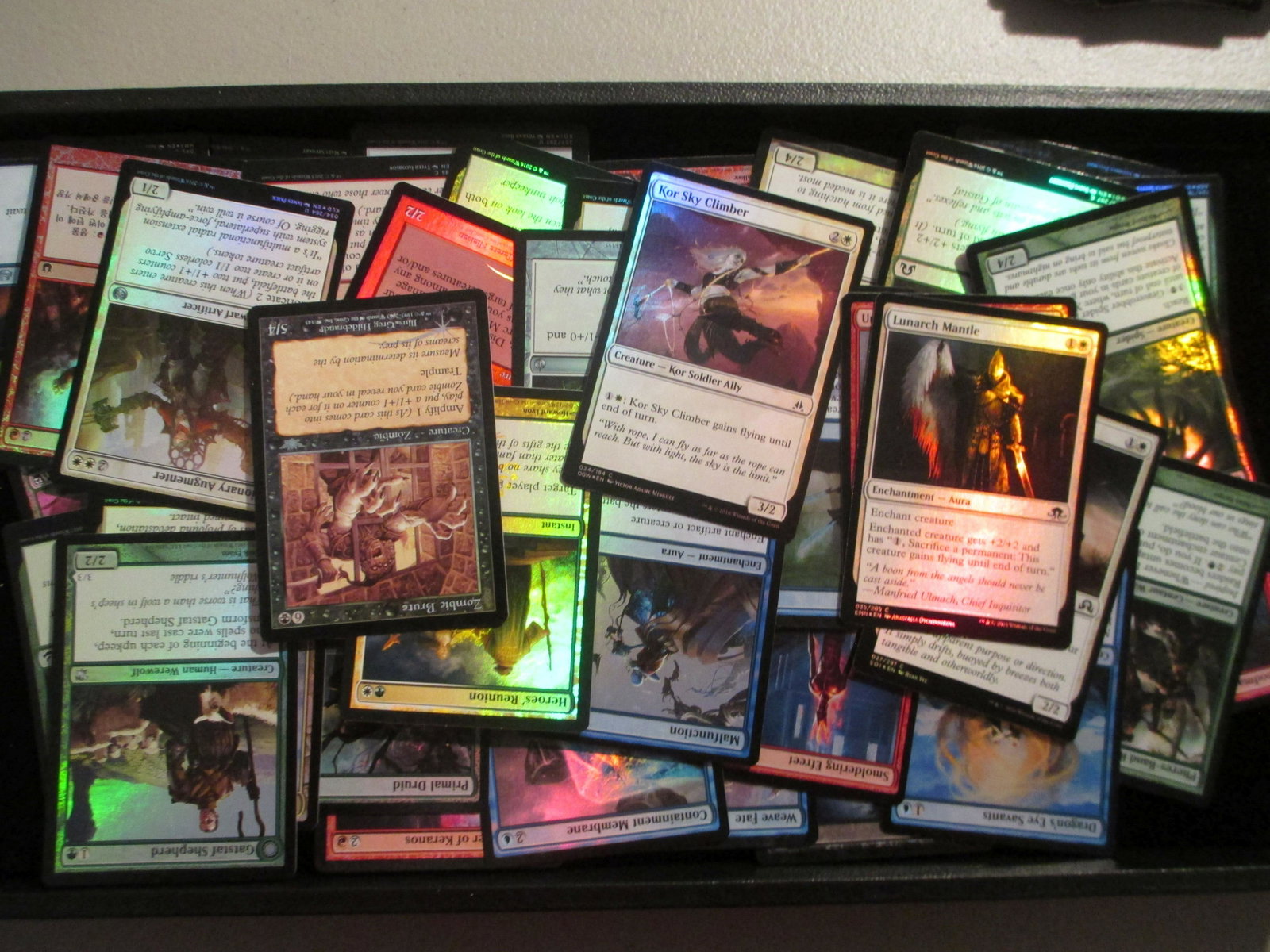 lot of 50 magic foil cards: all foil lot