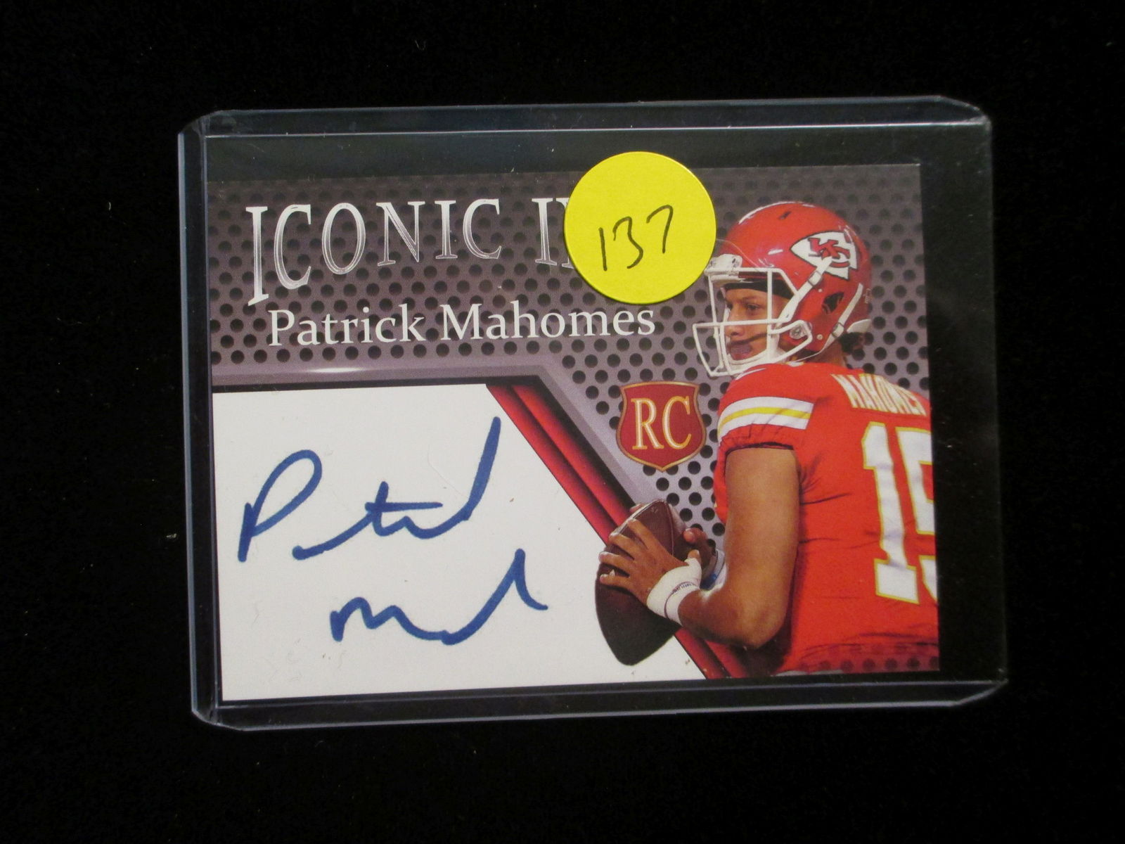 patrick mahomes facsimile auto (1 of 1)