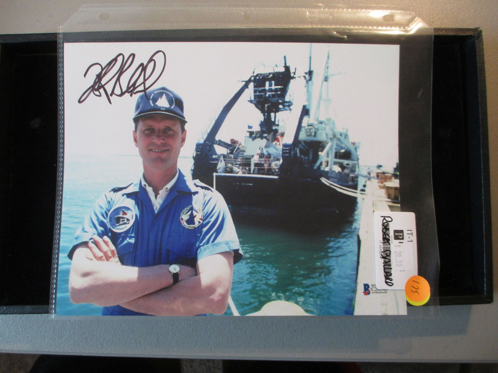 robert ballard signed photo (1 of 1)