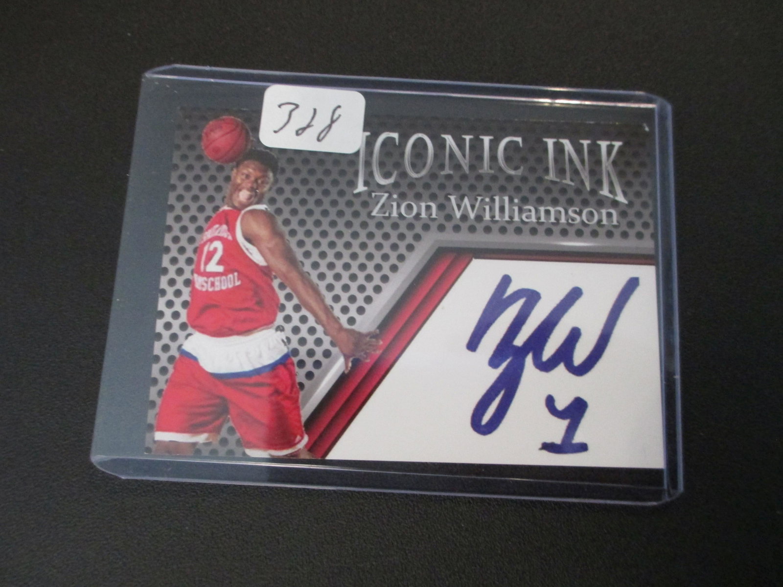 facsmile auto zion williamson: facsimile auto