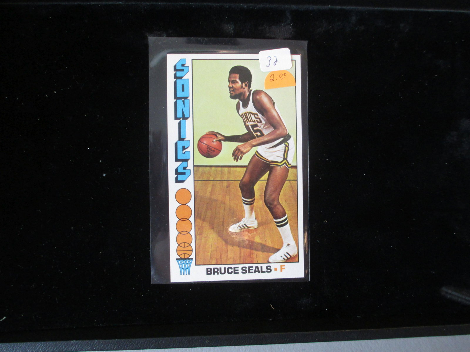 vintage large basketball card bruce seals: vintage card
