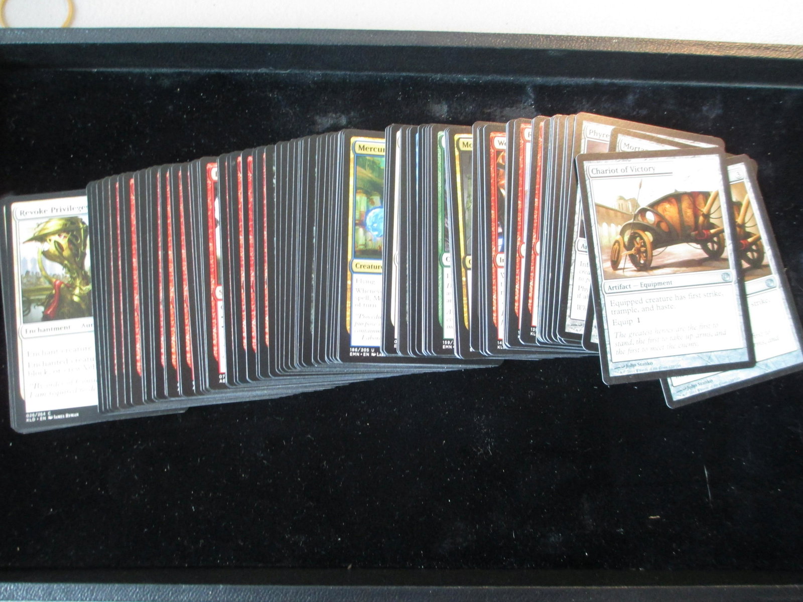 lot of 100 magic the gathering cards: nice lot