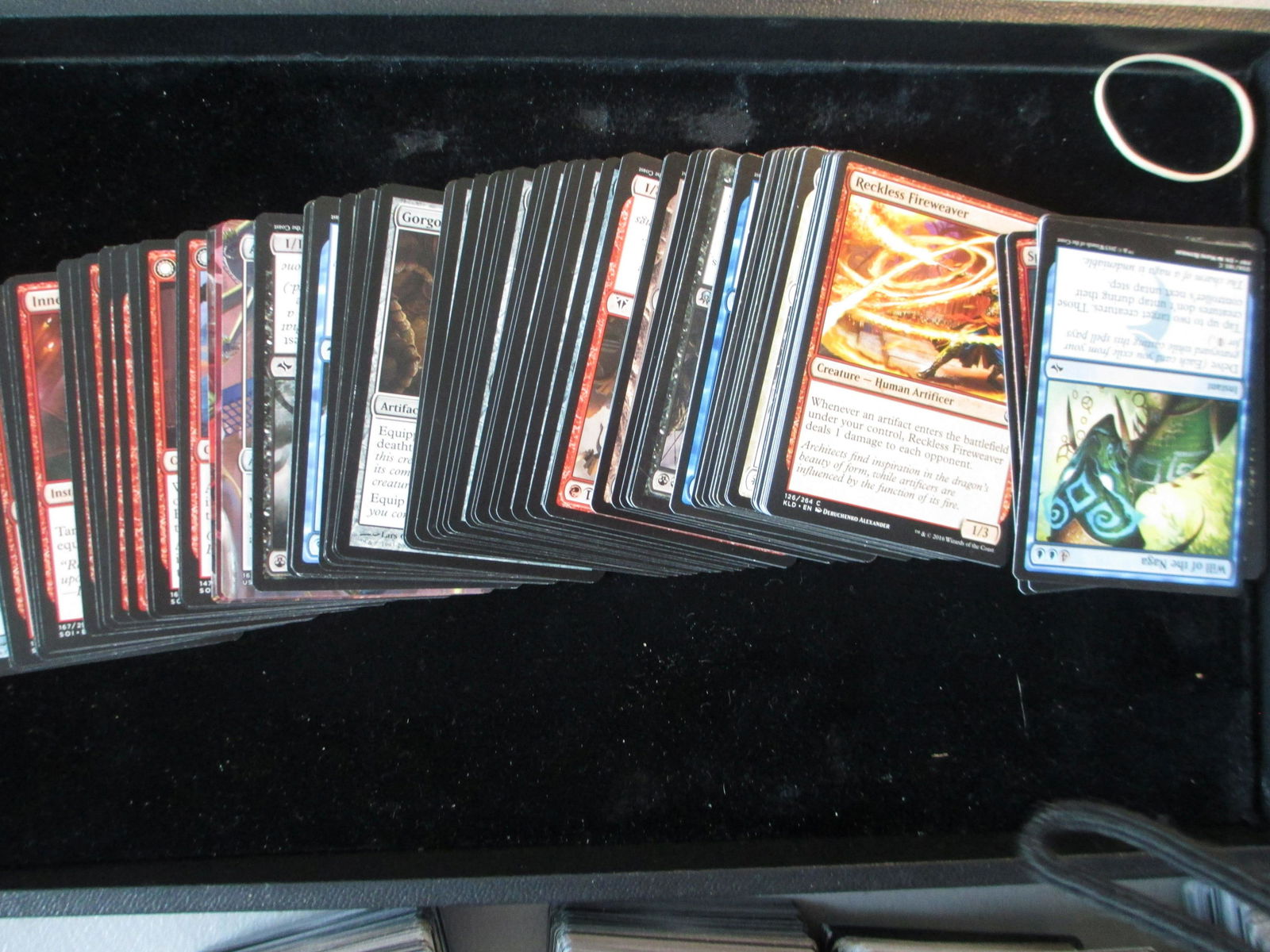 lot of 100 magic the gathering cards: nice lot
