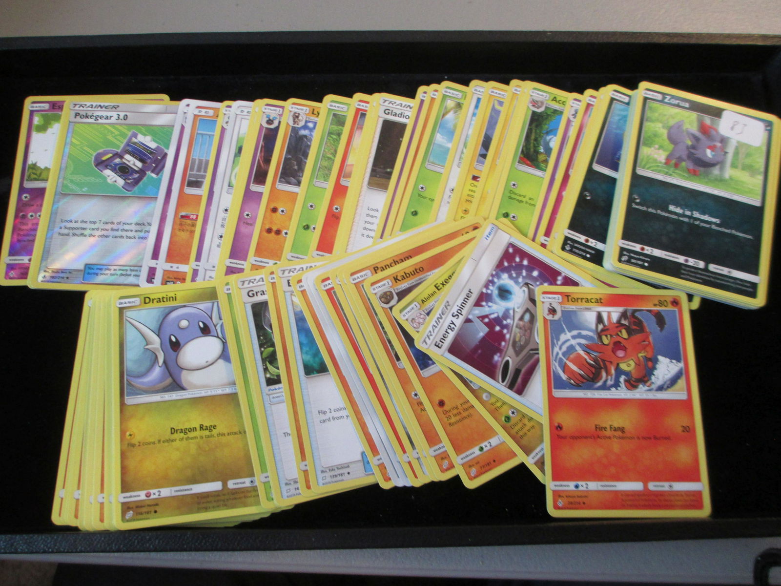 lot of  100 pokemon cards (1 of 1)