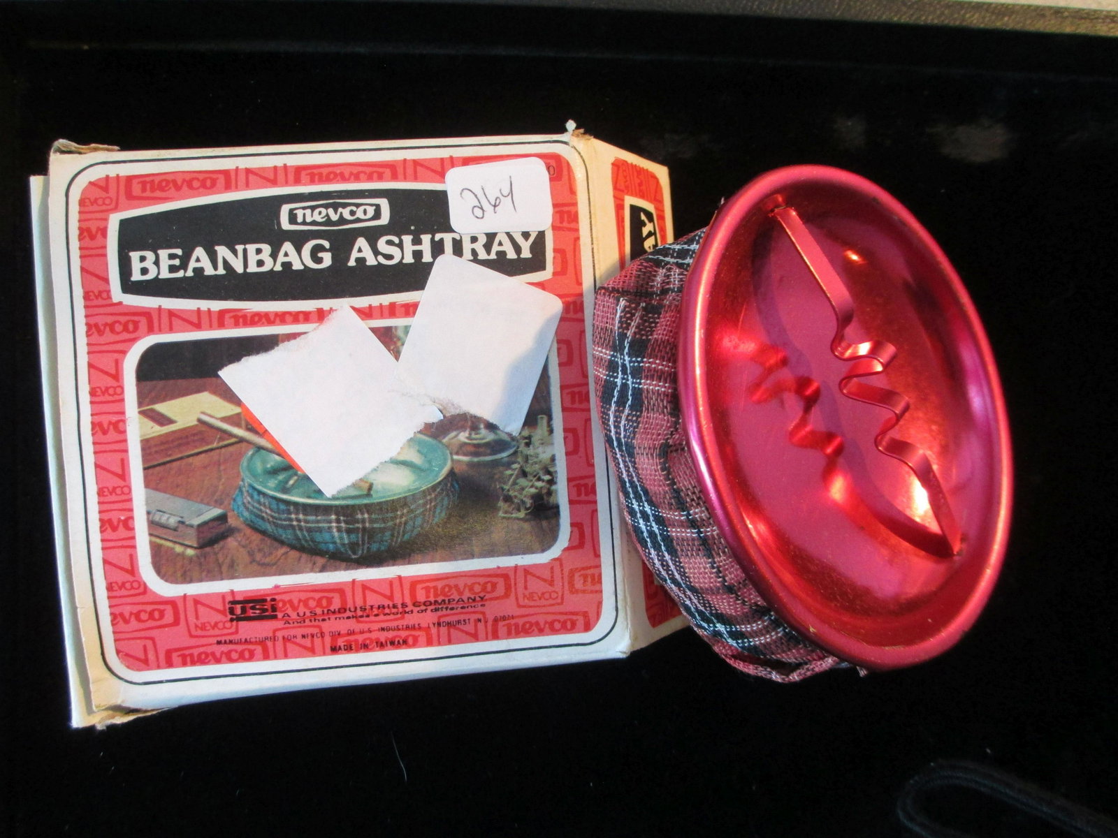 vintage beanbag ashtray: new in box