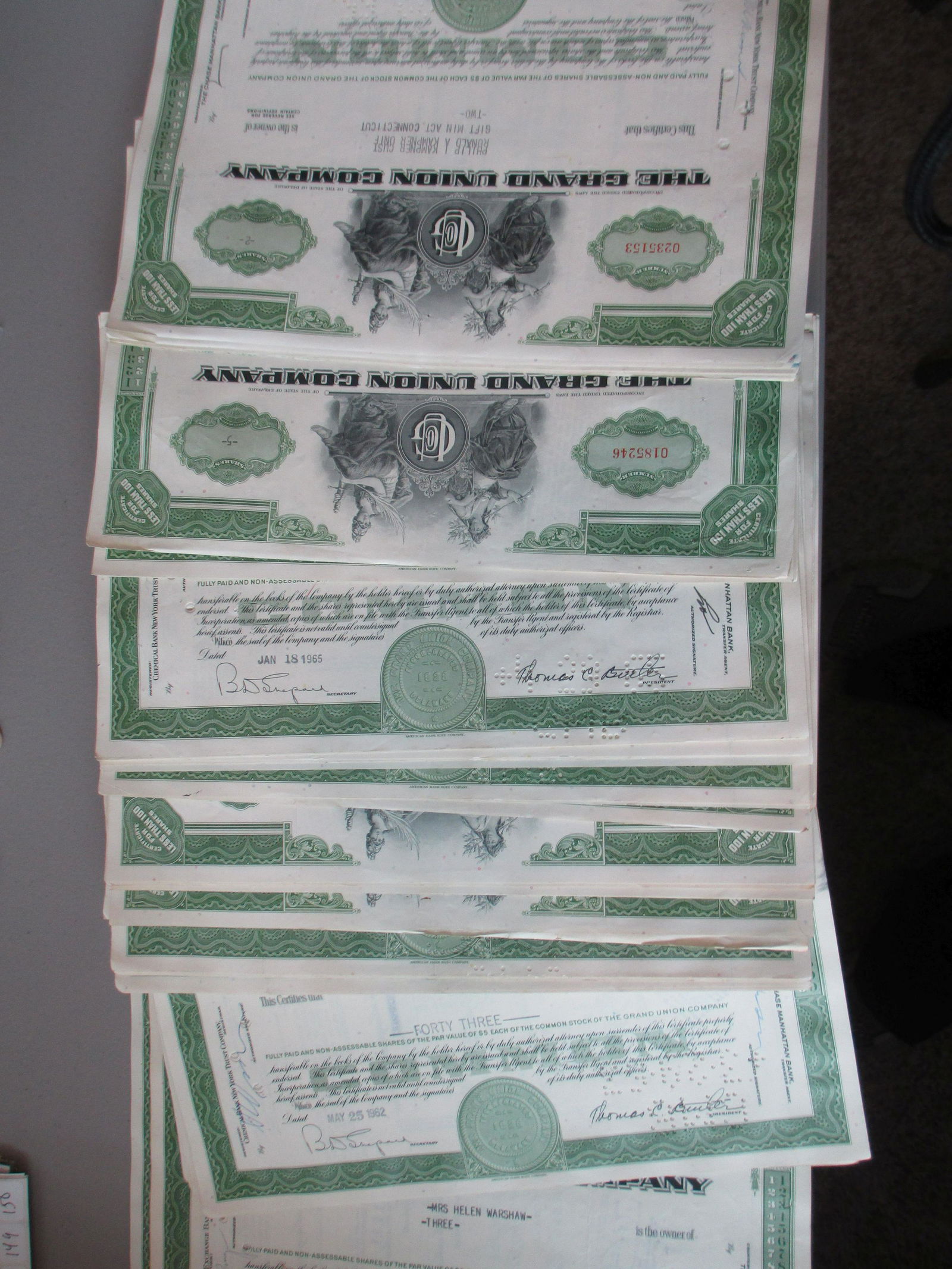 lot of 100 the grand union company stock certificates (1 of 1)