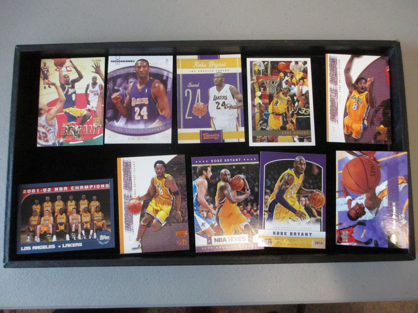 lot of 10 kobe bryant cards (1 of 1)