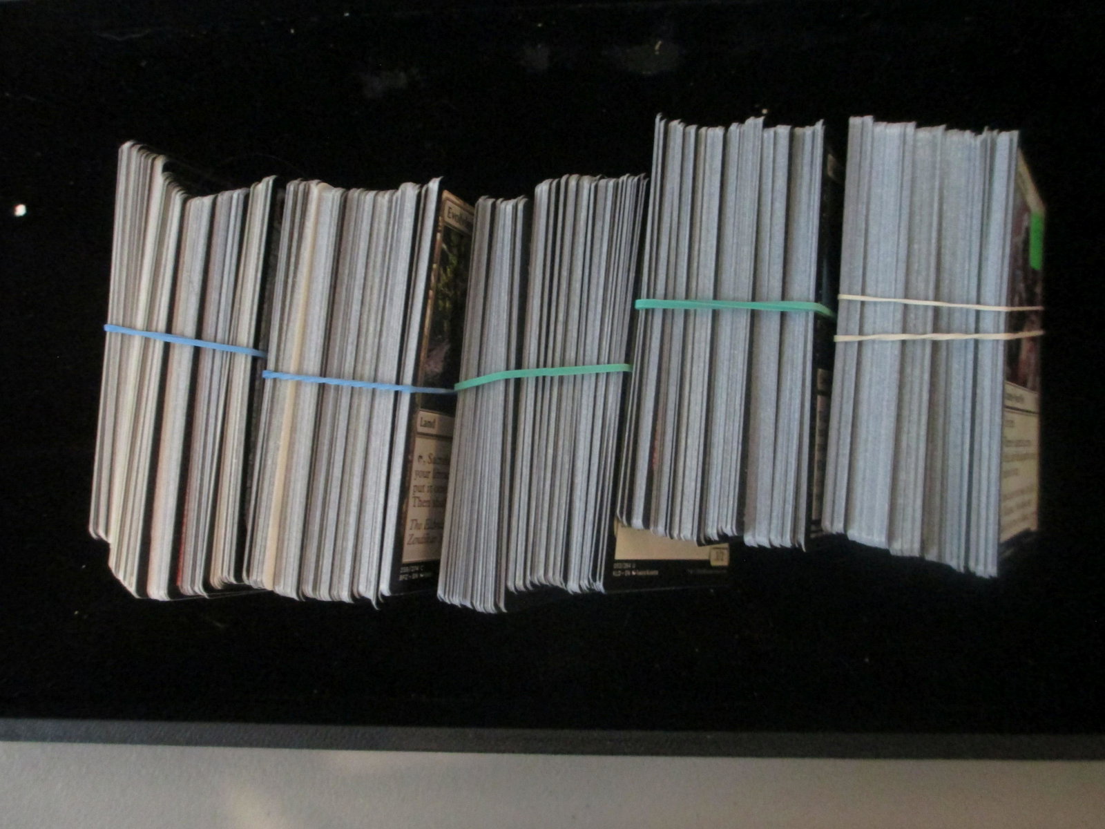 lot of 500 magic the gathering cards: massive lot