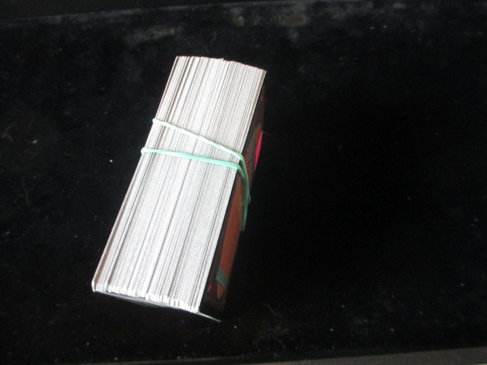 lot of 100 magic the gathering cards: massive lot