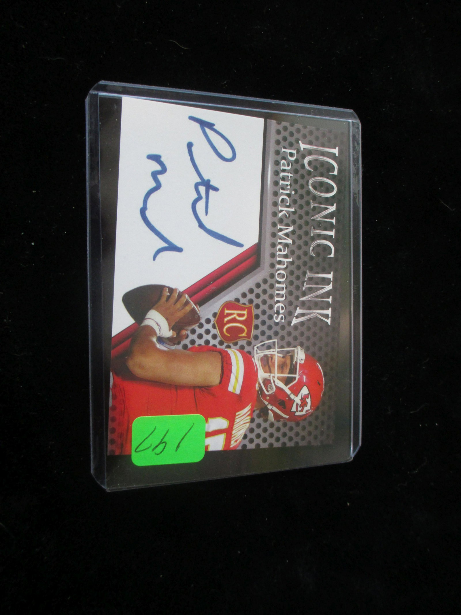 patrick mahomes facsimile auto: kansas city chiefs