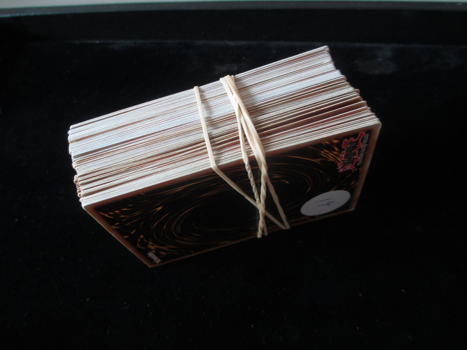 lot of 100 yu gi oh cards: big lot