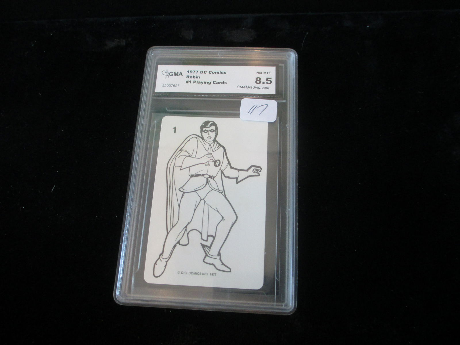 gma graded 1977 robin mint 8.5 (1 of 1)