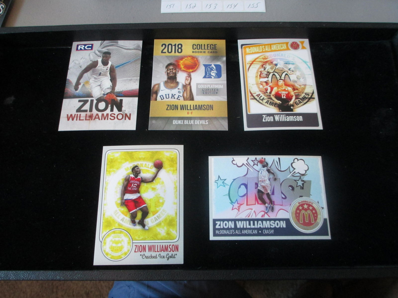 lot of  zion williamson cards (1 of 1)