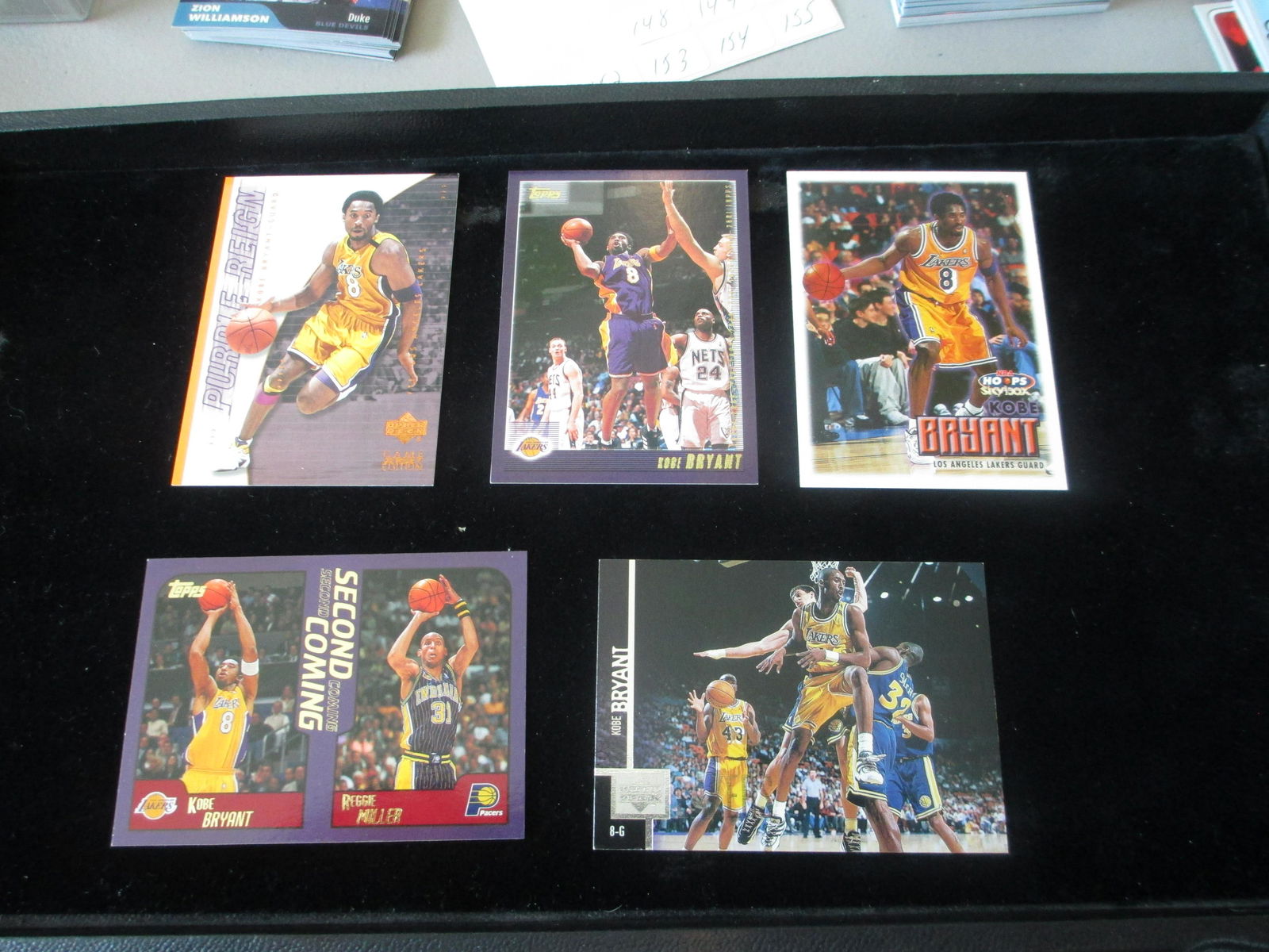 lot of 5 kobe bryant cards (1 of 1)