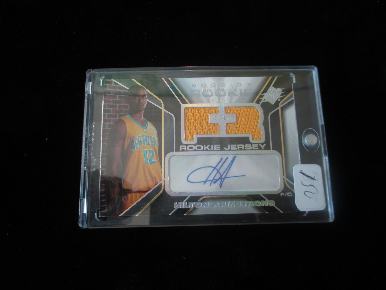 hilton armstrong signature and jersey card (1 of 1)