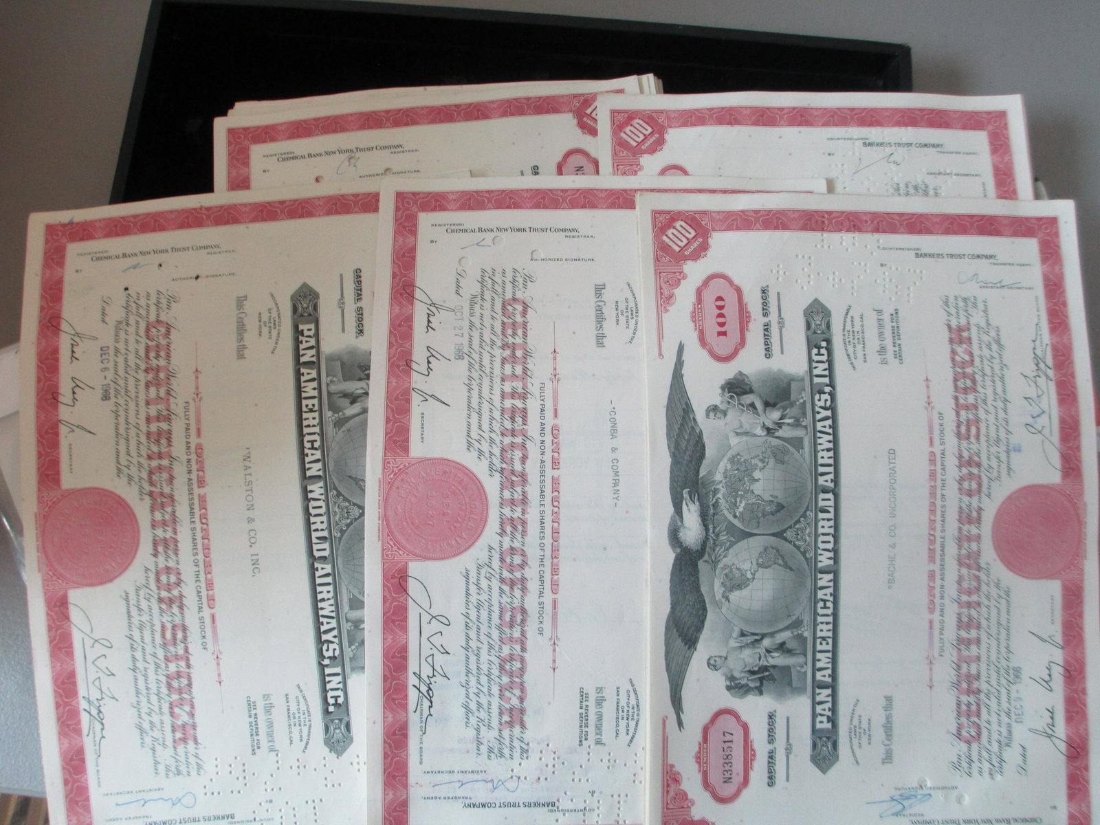 lot of 100 pan american airways inc stock certificates: large lot