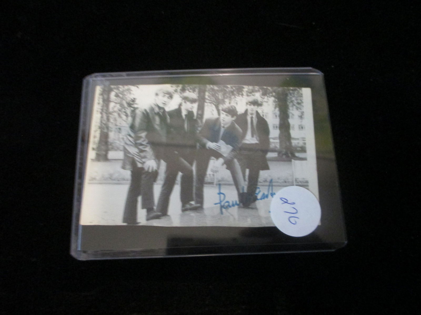 1964 signed beatles card no coa paul mccartney: #21 series of 60