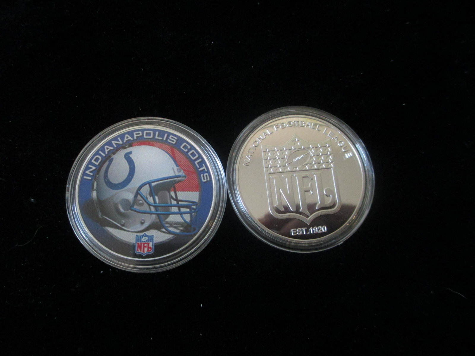 nfl coin indianapolis colts: in airtight plastic holder