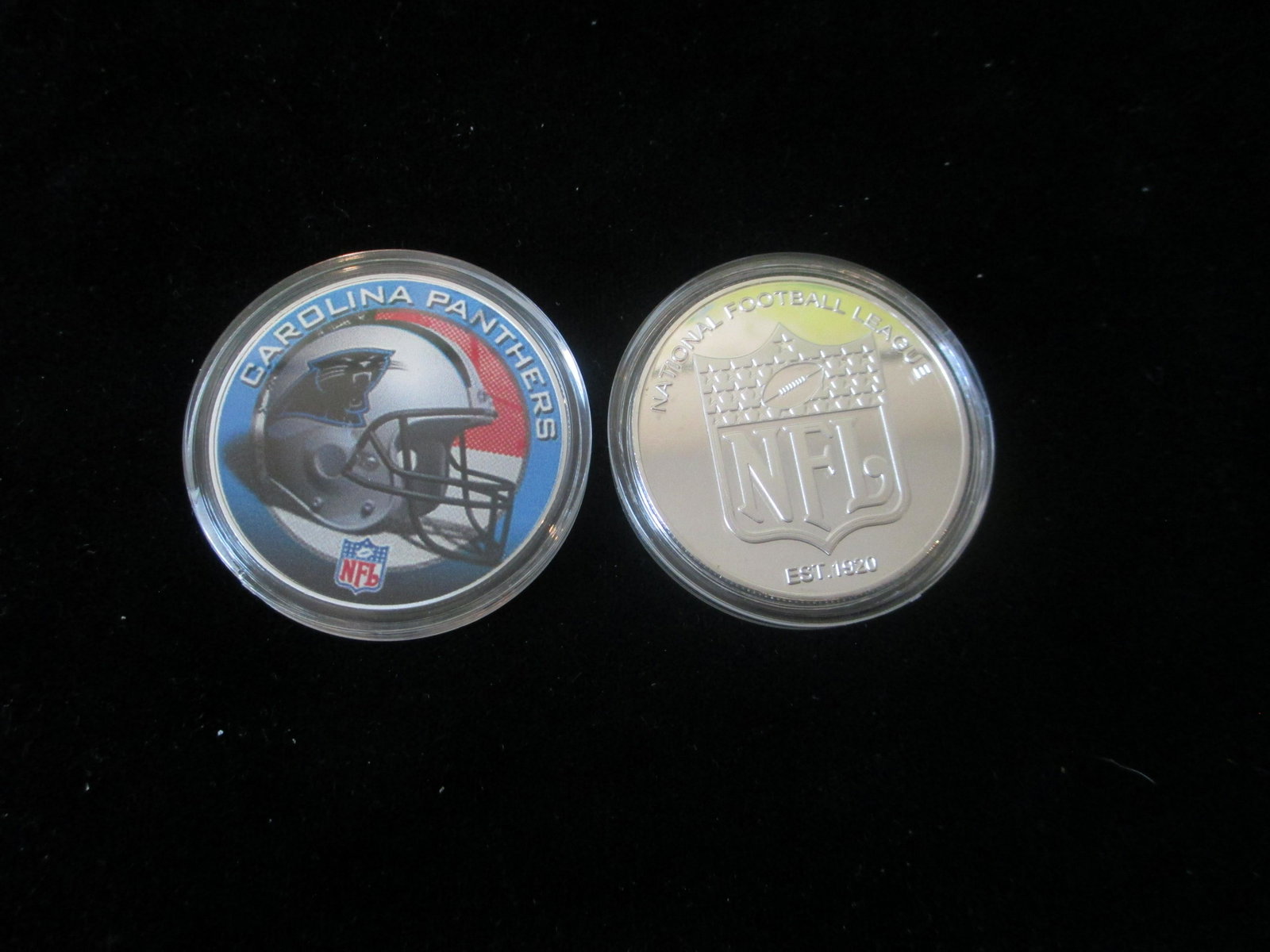 nfl coin carolina panthers: in airtight plastic holder
