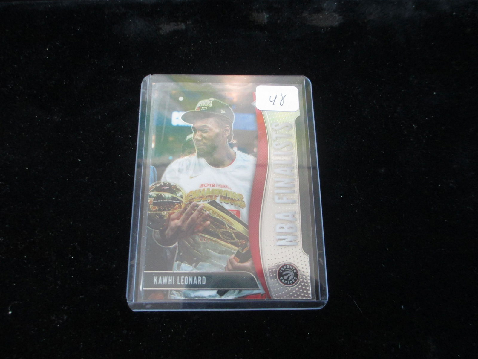 kawhi leonard card (1 of 1)