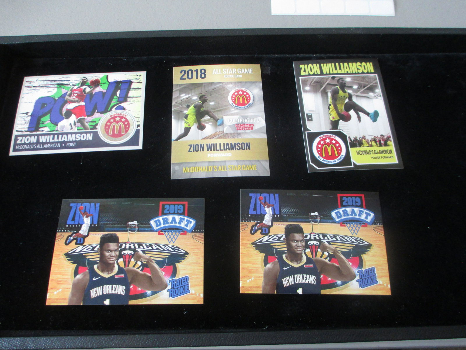 lot of 5 zion williamson card (1 of 1)