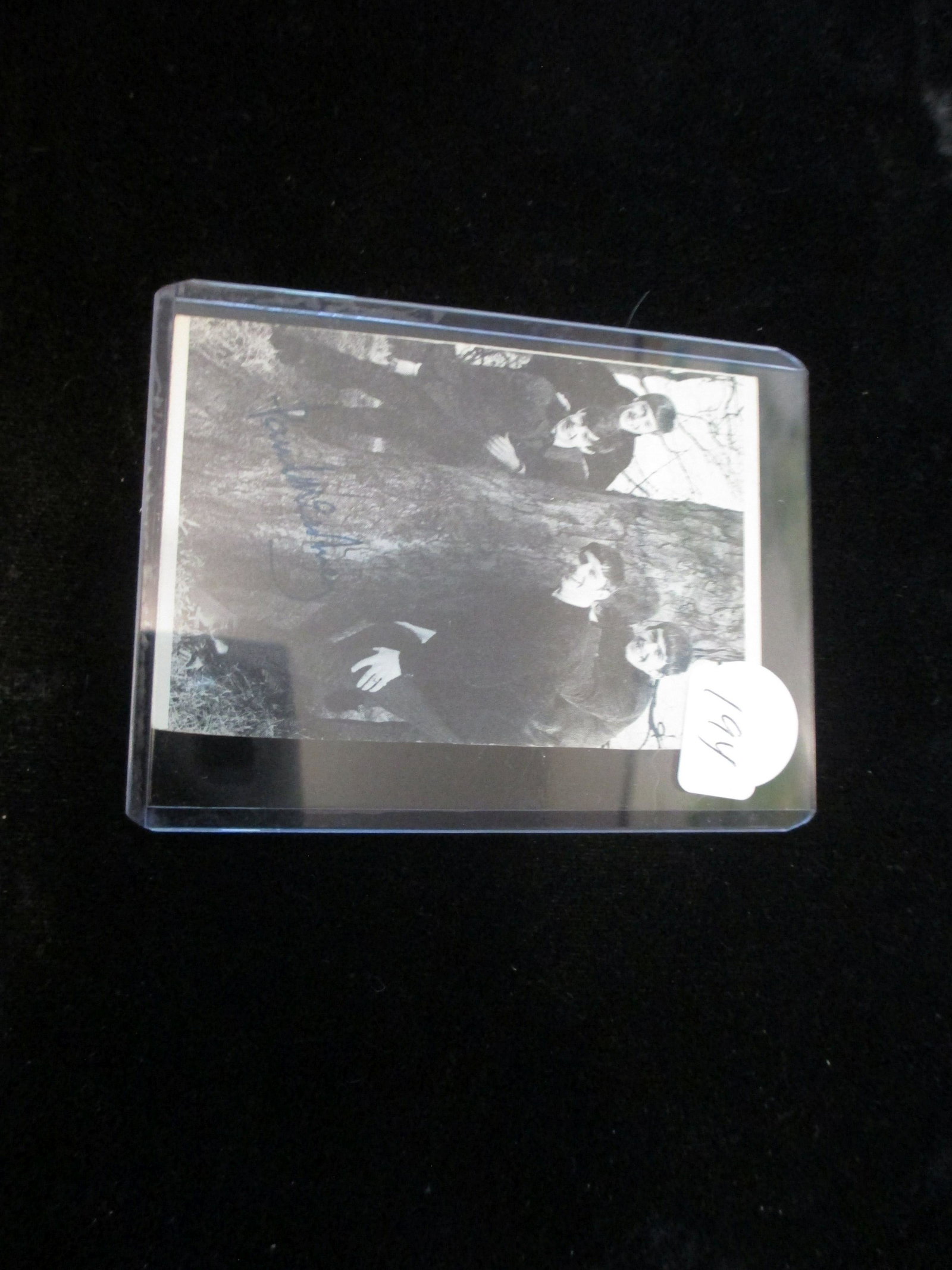 vintage beatles card paul mccartney: in top loaded sleeve